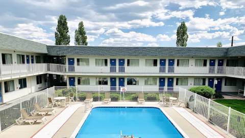 Motel 6 - Butler Ave