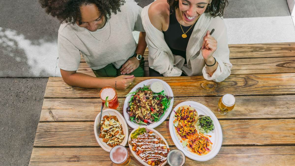 Over 200 restaurants & 8 award-winning breweries