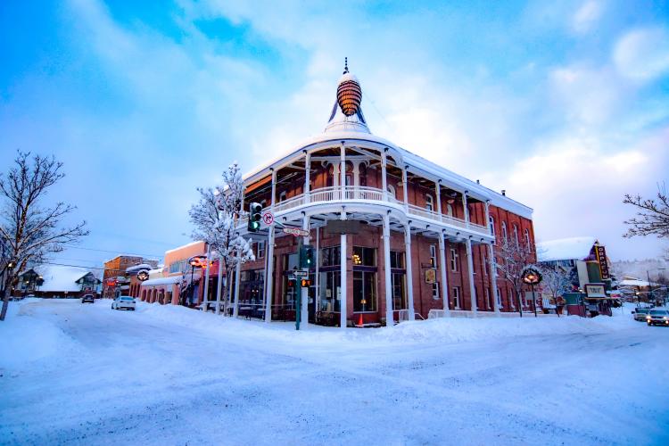 Discover Flagstaff’s Holiday Spirit Discover Flagstaff