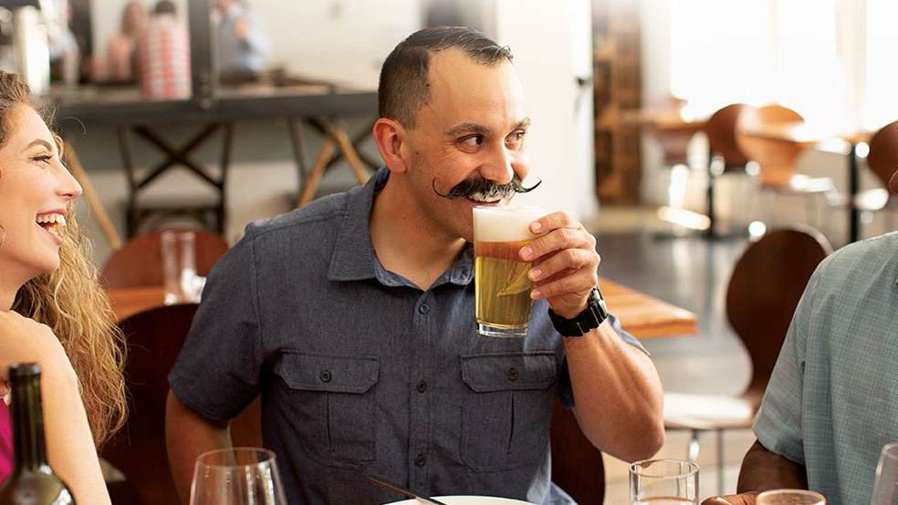 Over 200 restaurants & 8 award-winning breweries